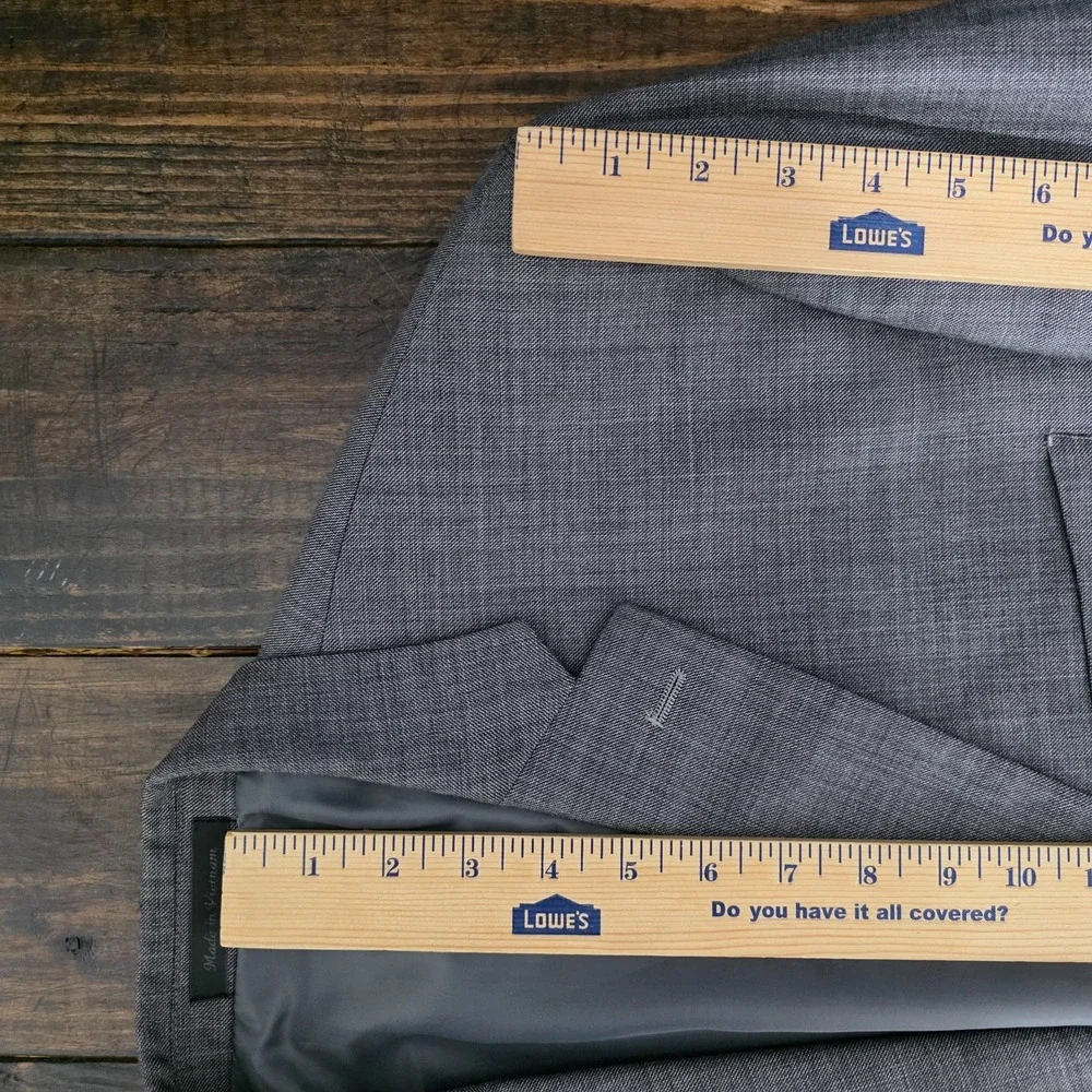 Chaps Men's‎ Sport Coat Blazer Two Button Gray Heather Sharkskin Wool 46R